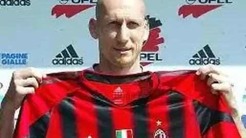 “职工网球竞技秀风采 劳动者杯团体赛落幕2025-01-08”