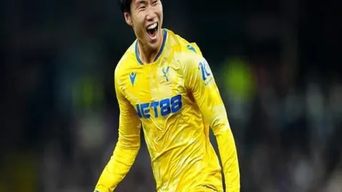 “坚定承诺！浓眉哥誓言：赛季未终或身体未愈，必坚守球场！”